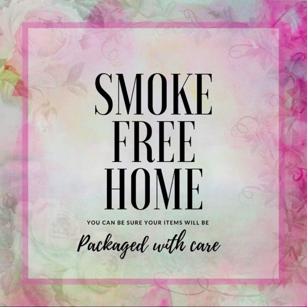 🚭 Smoke Free Home - all items packaged with care